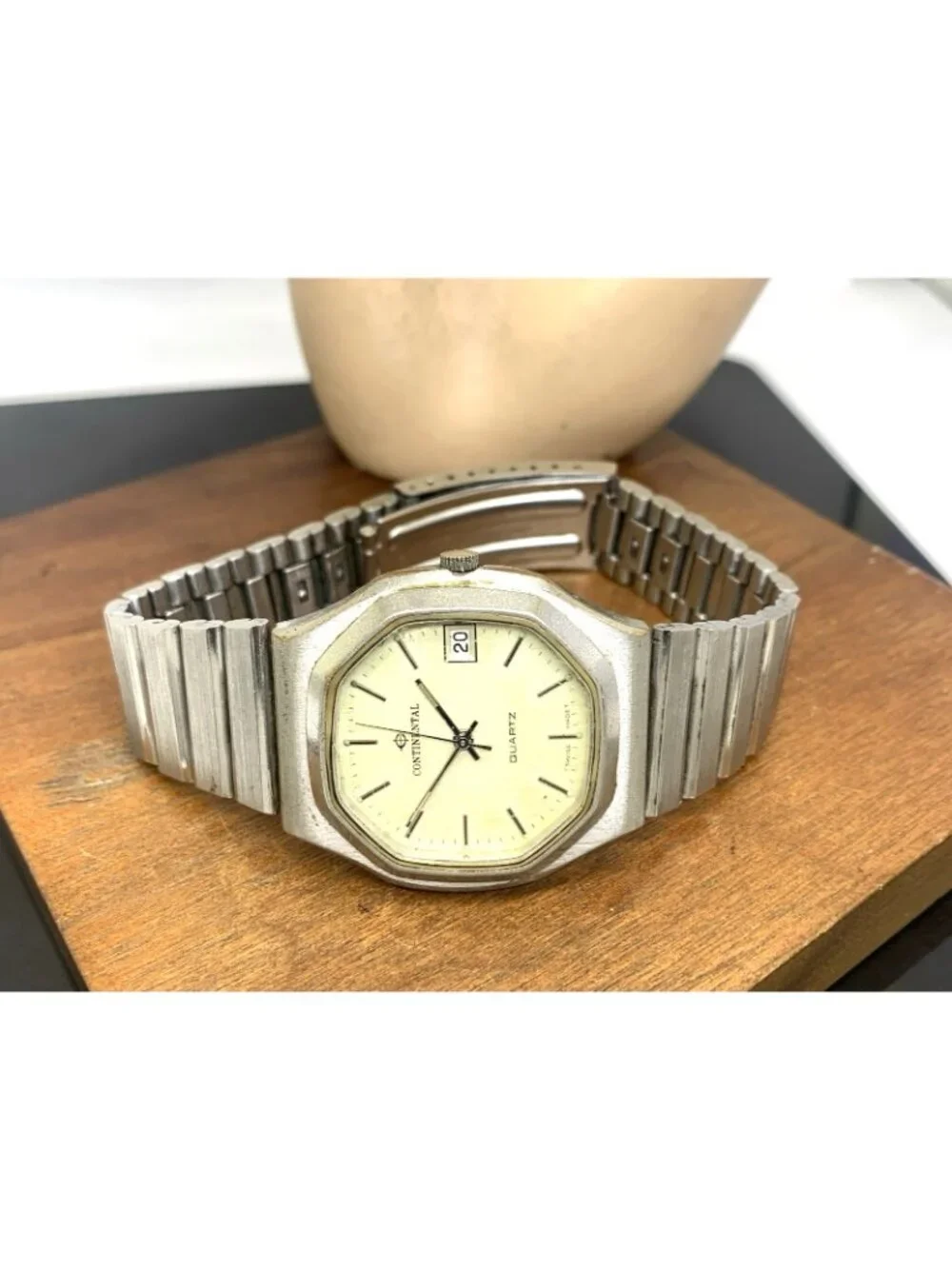 Continental Men's Watch Swiss Quartz Vintage Silver Dial Date Stainless Steel
